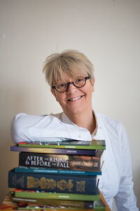 Orna Ross with books