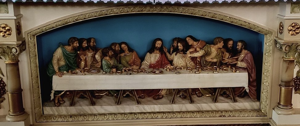 Last supper scene with jesus and apostles